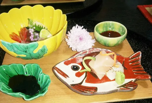 九谷焼の器も素敵でした