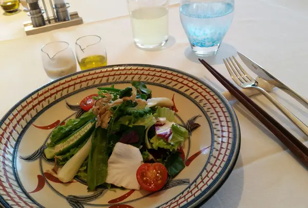 朝食