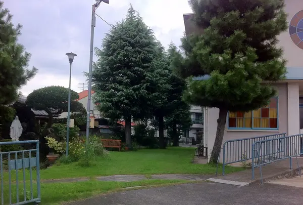 教会のお庭