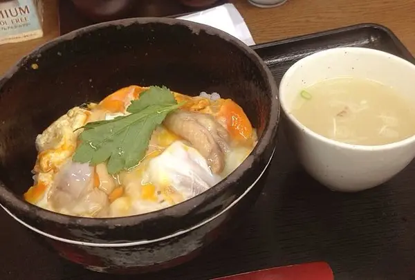 親子丼(しお) ¥800