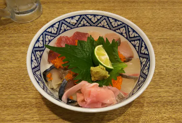 海鮮丼
