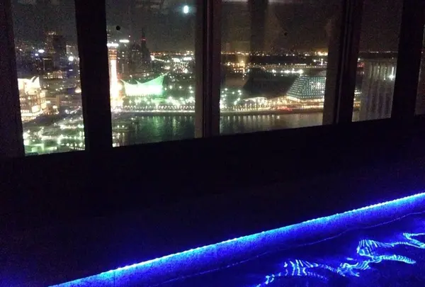ハーバーランドを望む足湯