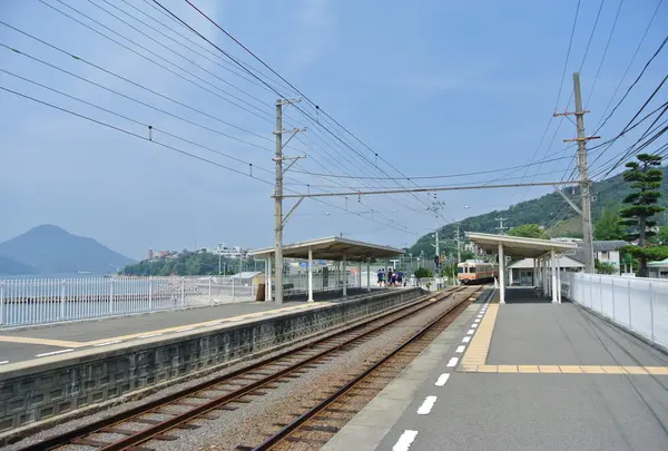 駅ホーム