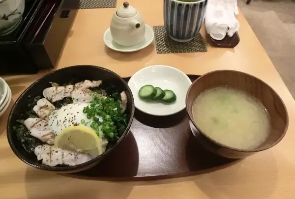 のど黒炙り丼