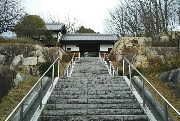 新宮山八幡宮址