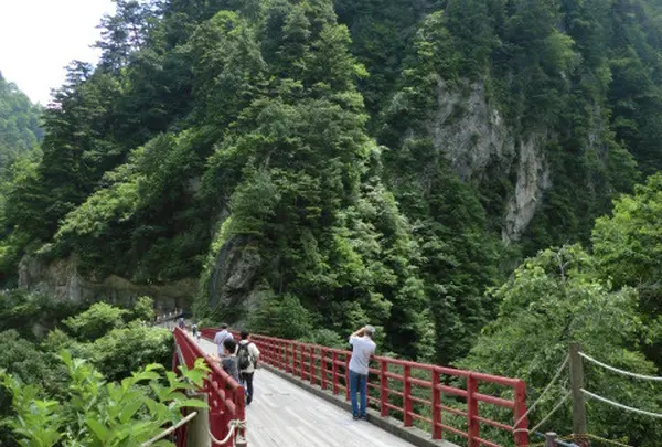 奥鐘橋
