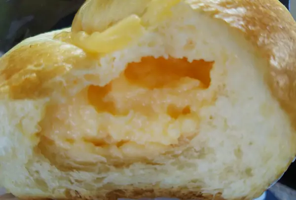 クリームパン