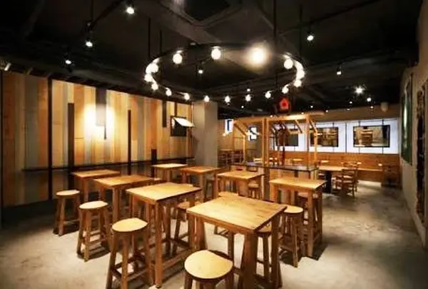おしゃれな店内