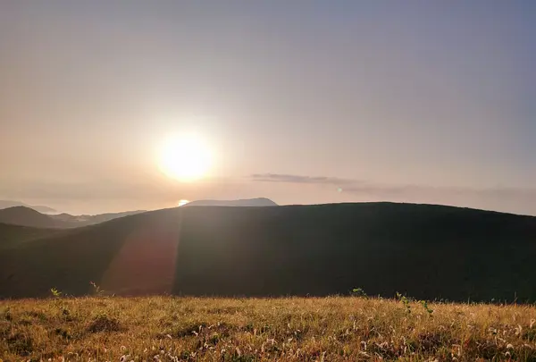 鬼岳からの朝日