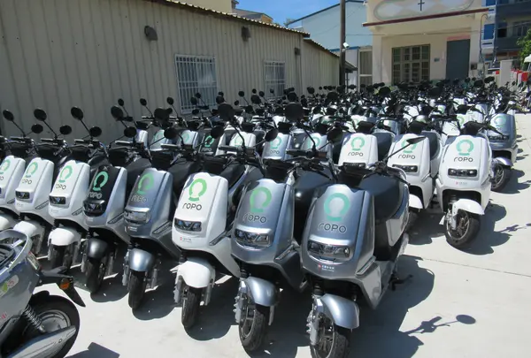 小琉球路得宝電動機車　ROPO Car