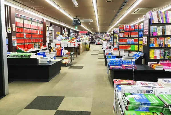 充実の参考書コーナー