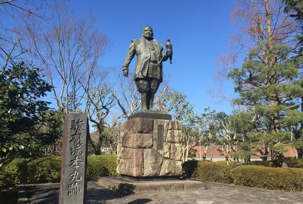 徳川家康像