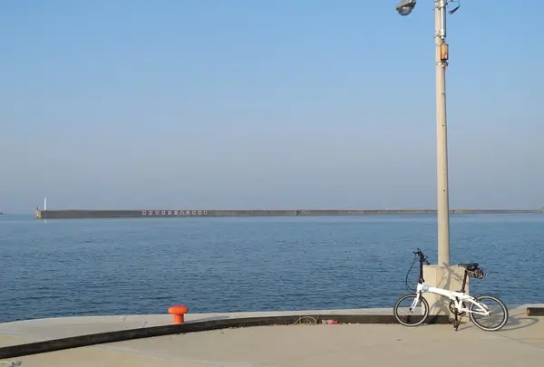 この辺り海しか無い