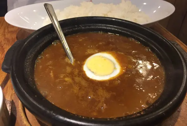 牛すじ煮込みカレー。