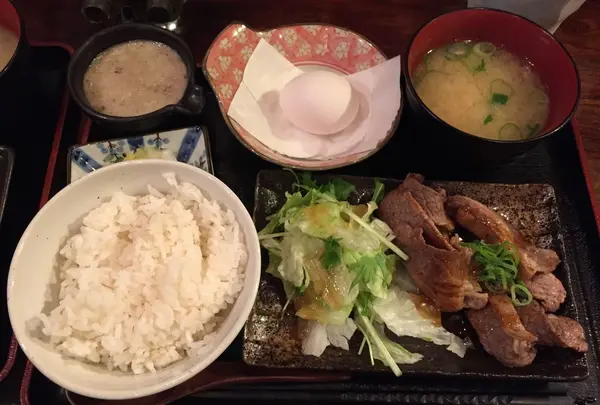 がっつり肉の日はテンションあがる。