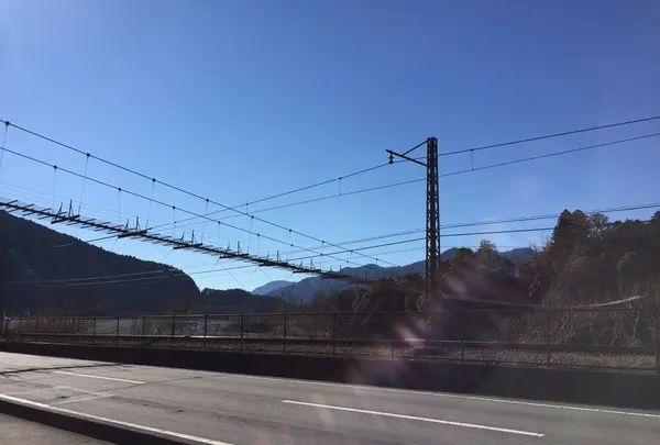 道路の上