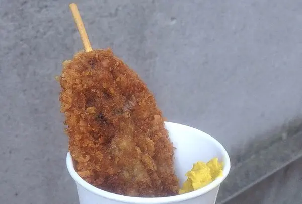 鯨肉カツ ¥200