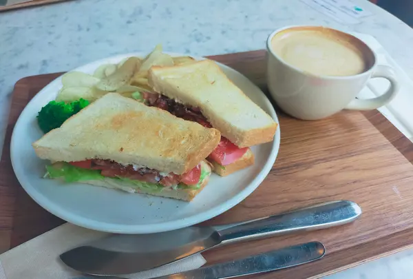 WHITE GLASS COFFEE（ホワイト グラス コーヒー）の写真・動画_image_594244