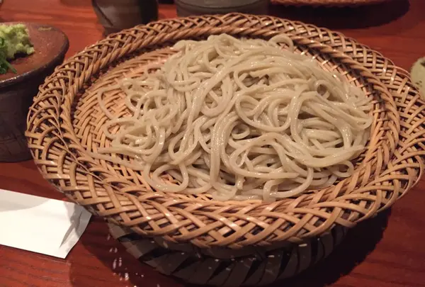 ざる