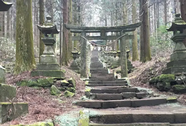 荘厳