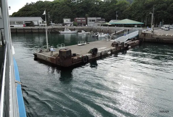 塩飽諸島の本島に到着