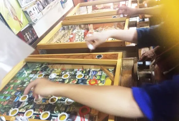 レトロな駄菓子屋さん