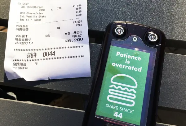 シェイクシャック 外苑いちょう並木店 （SHAKE SHACK）の写真・動画_image_63037