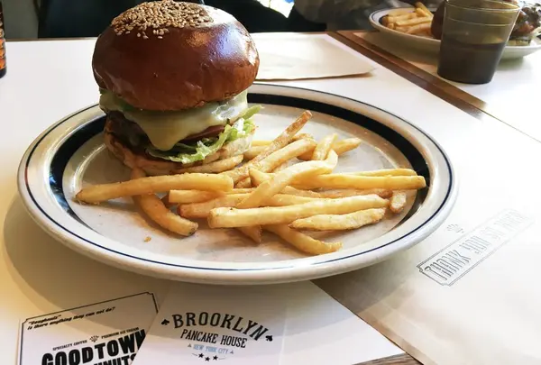 THE GREAT BURGER（ザ グレートバーガー）の写真・動画_image_63045