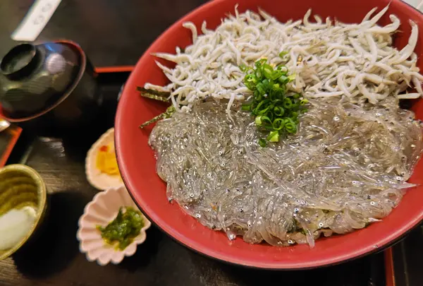しらす丼