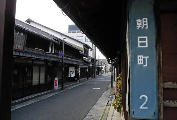 古い商店があります