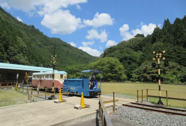 明延一円電車