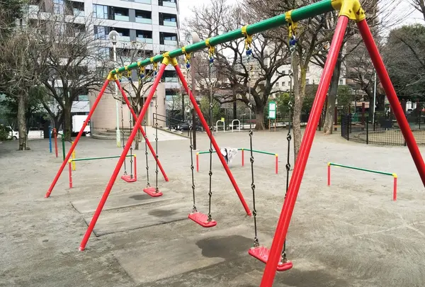 ブランコ