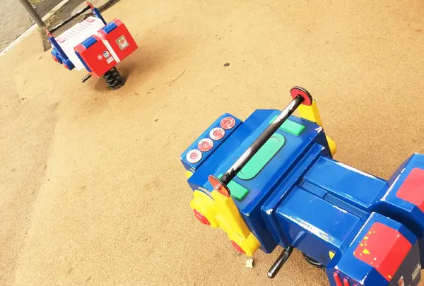 ロボット（ロボロボ）公園（正式名 さくら坂公園）の写真・動画_image_67086