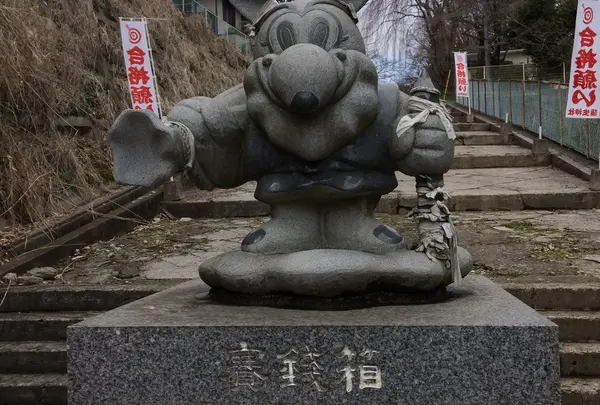 邪気払いの夢福神の像