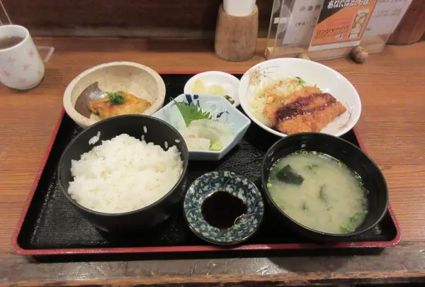 定食も