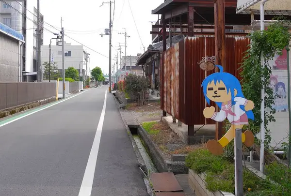 夕鶴の近く