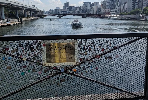恋人の聖地