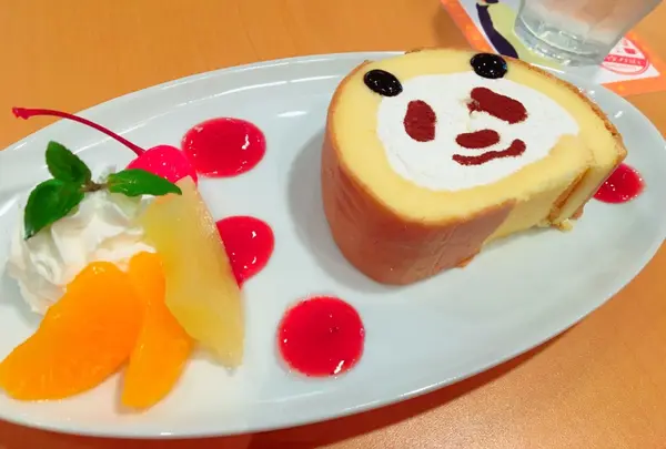 パンダロールケーキ
