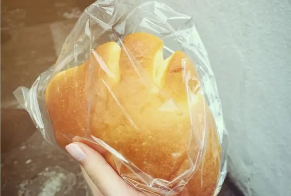 名物クリームパン