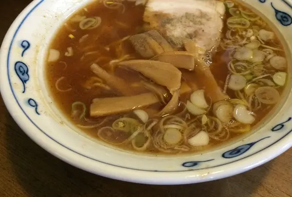 シンプルな中華そばがおいしい♪