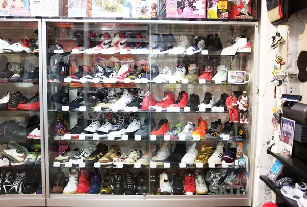 こちらにも人気のJORDAN
