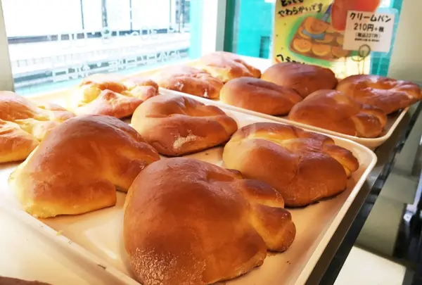 クリームパン