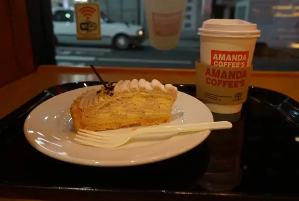 サンタカフェのスイーツもいっしょに