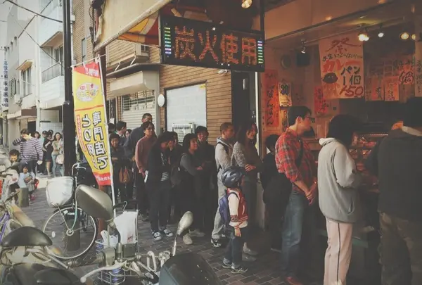 行列必至