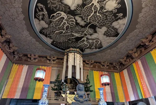 法堂 雲龍図