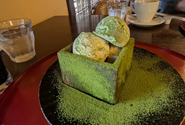 苔パフェ