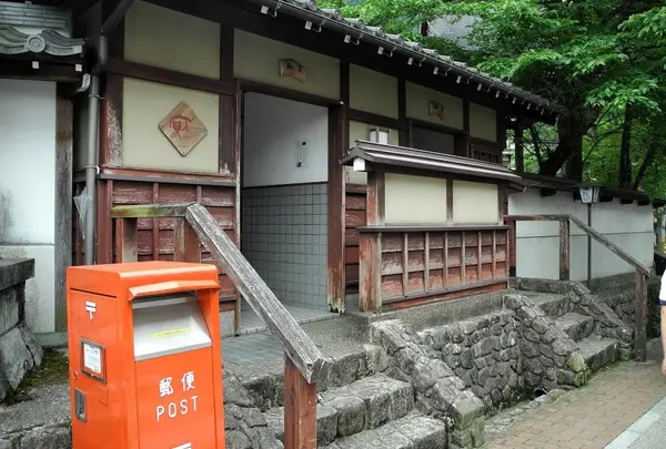 公衆トイレもこんな感じ