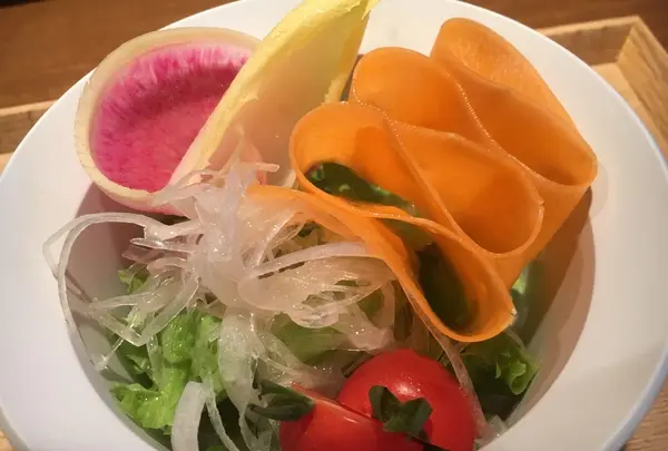 サラダも