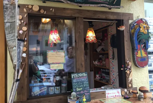 手づくり感溢れるお店