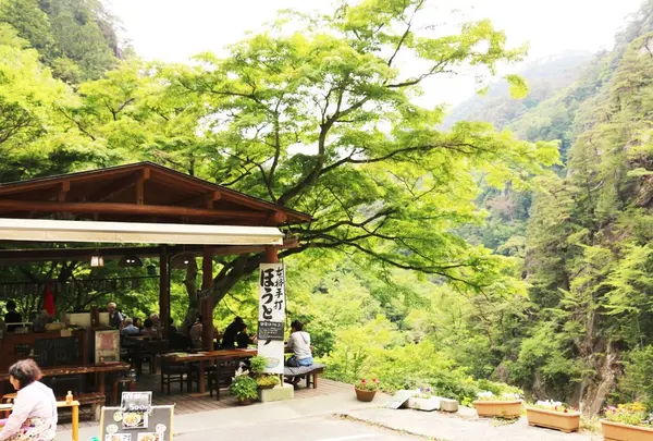 休憩所もあるのでコーヒーを楽しみながら☕️